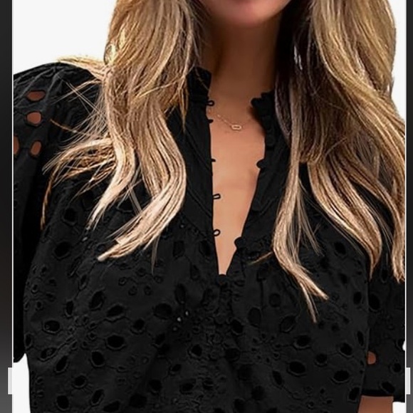 blouse - Picture 2 of 5